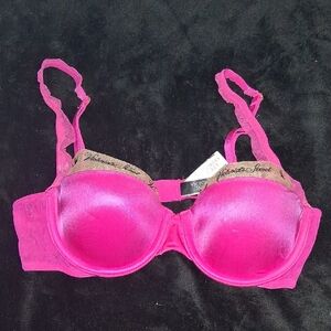 Victoria's Secret Fuchsia Bra